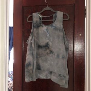 Open shoulder long sleeve